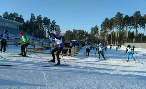 Трасса для чемпионов. Брединские полицейские приняли участие в чемпионате по лыжным гонкам